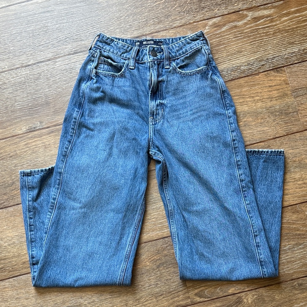 Hollister Women's Ultra High Ride Baggy  Blue Jeans